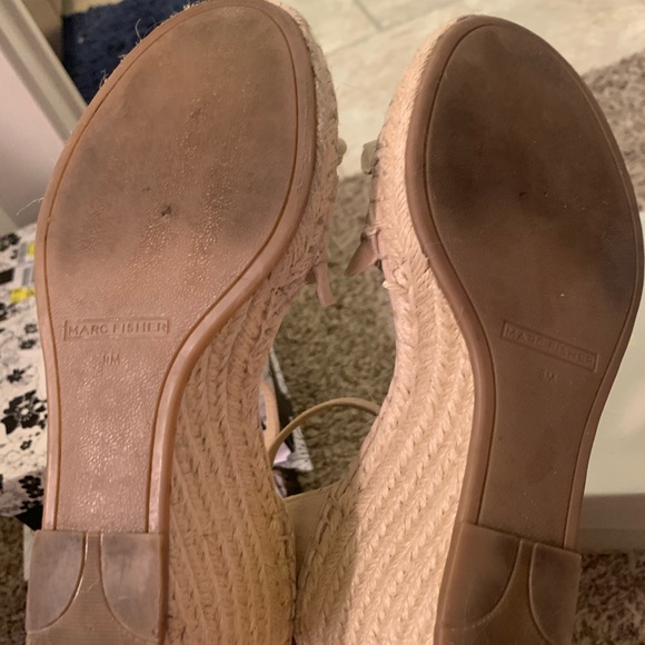 Marc Fisher Ruffle Wedges - Picture 8 of 8